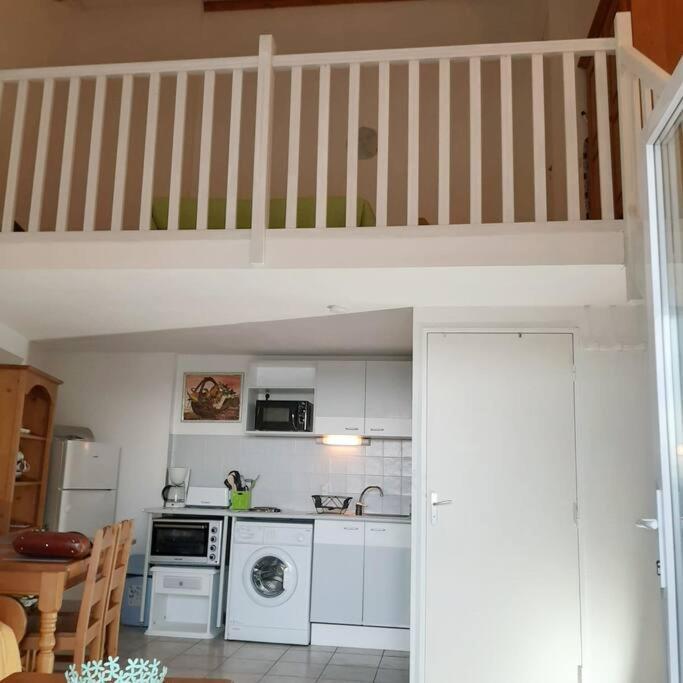 Un Bol D'Air Frais Et De Soleil Entre Campagne Et Plage Villa Beziers Exterior photo
